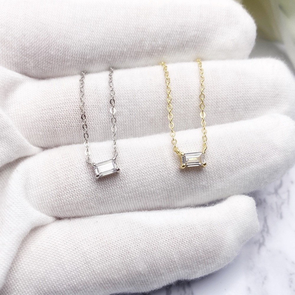 Dainty baguette east west 18k plated necklace